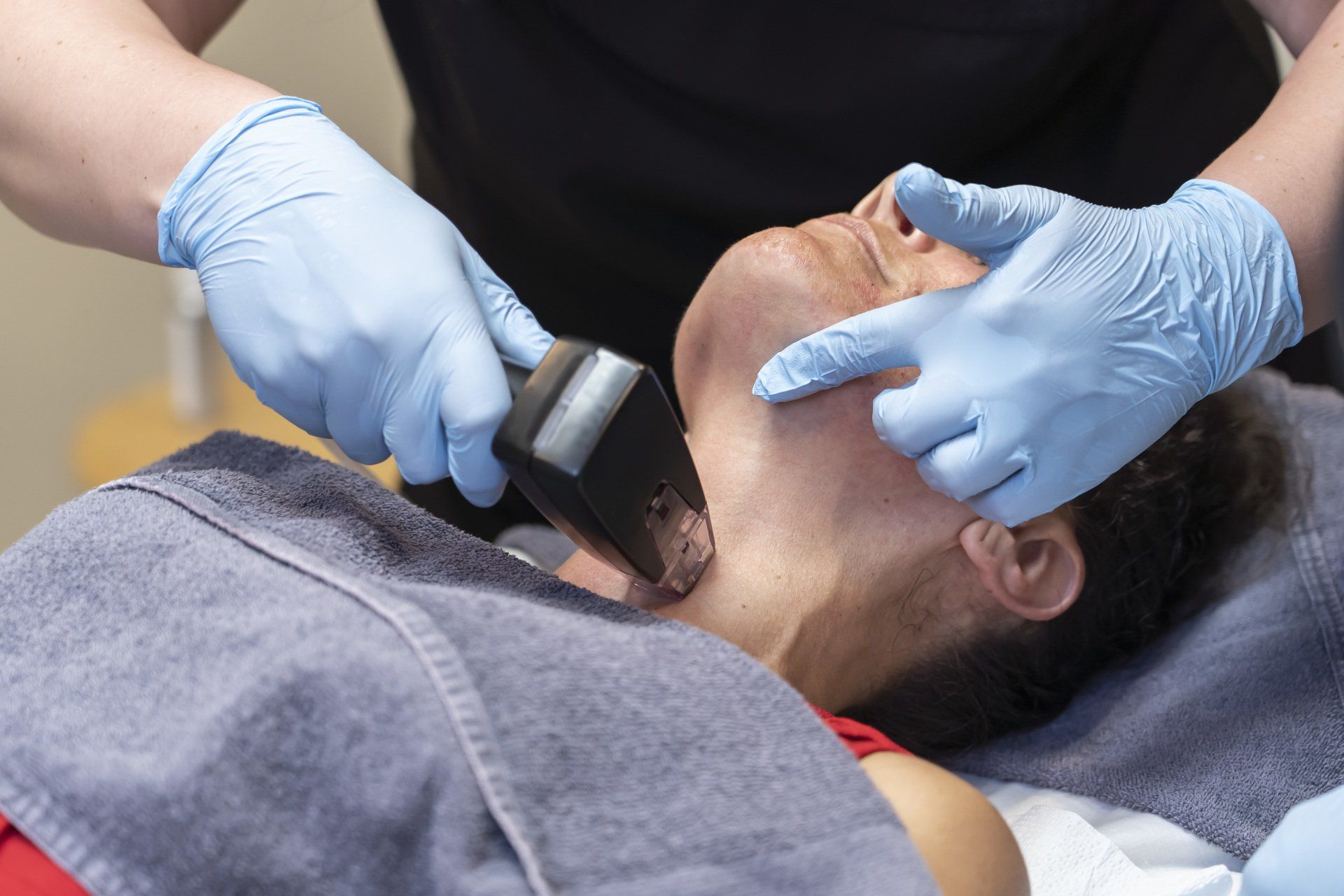 Dr. Desjarlais performs a cosmetic dermatology procedure in Adrian, MI.