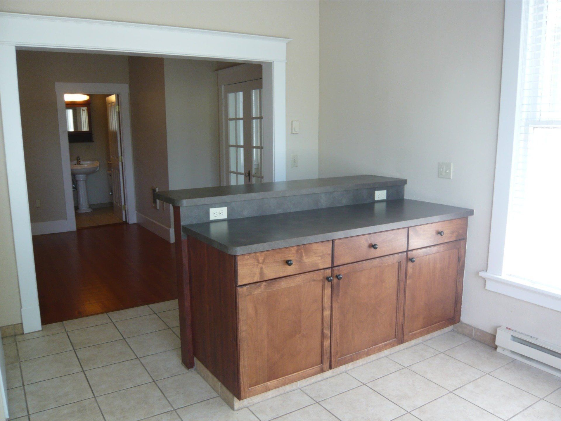 903 W. th apartment #3 005