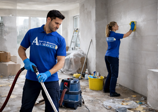 un manichino indossa un gilet grigio in una stanza accanto a un grammofono nella Sartoria uomo di Verona