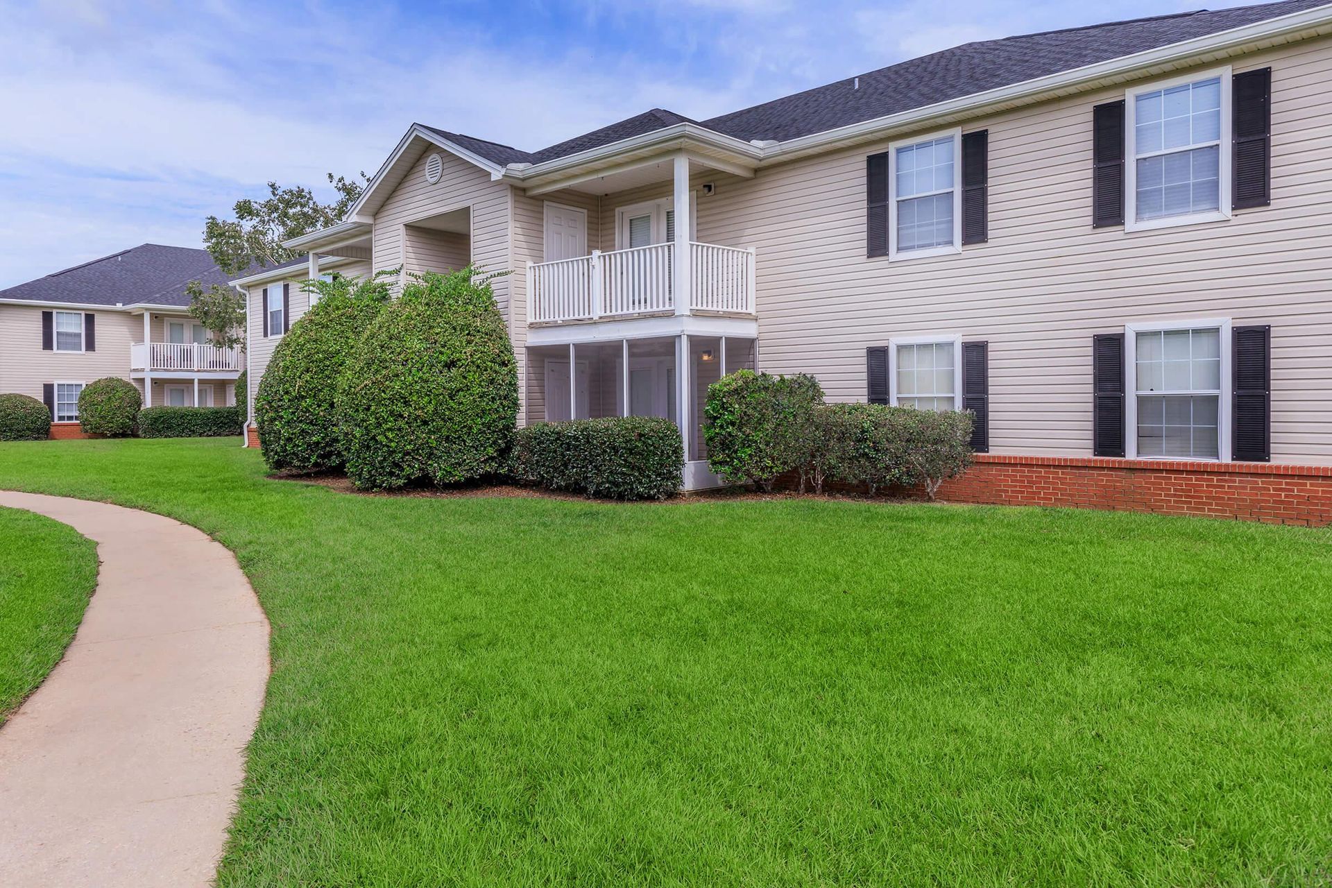 Apartment exterior at Park Place at Foley.