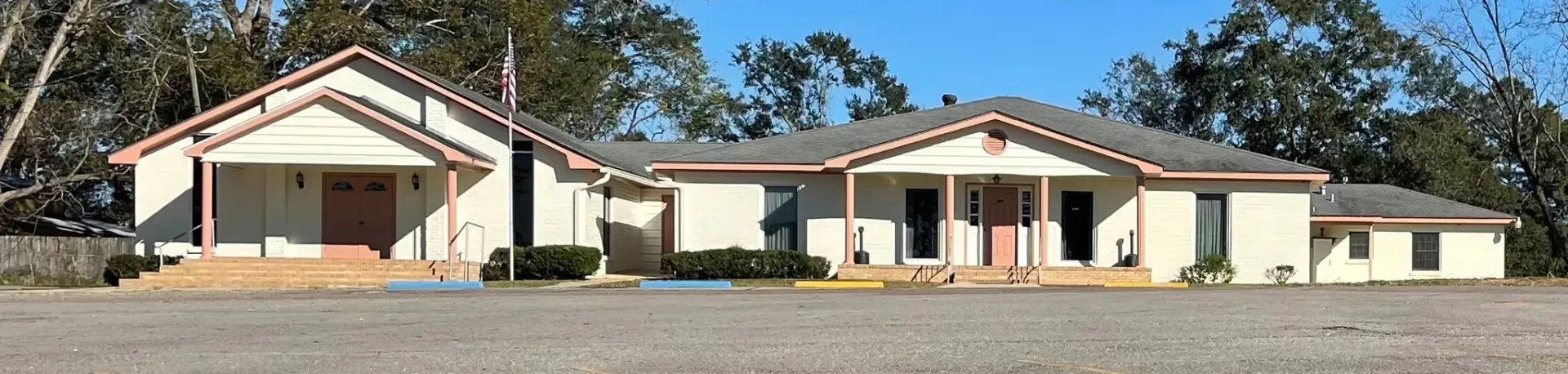 Freeman Funeral Home Exterior