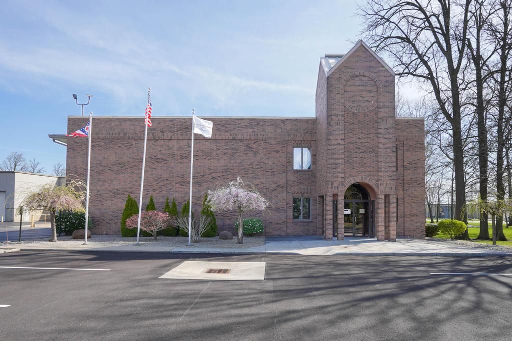 1950 Industrial Park, Office Space by Kirk Development - Building Front 