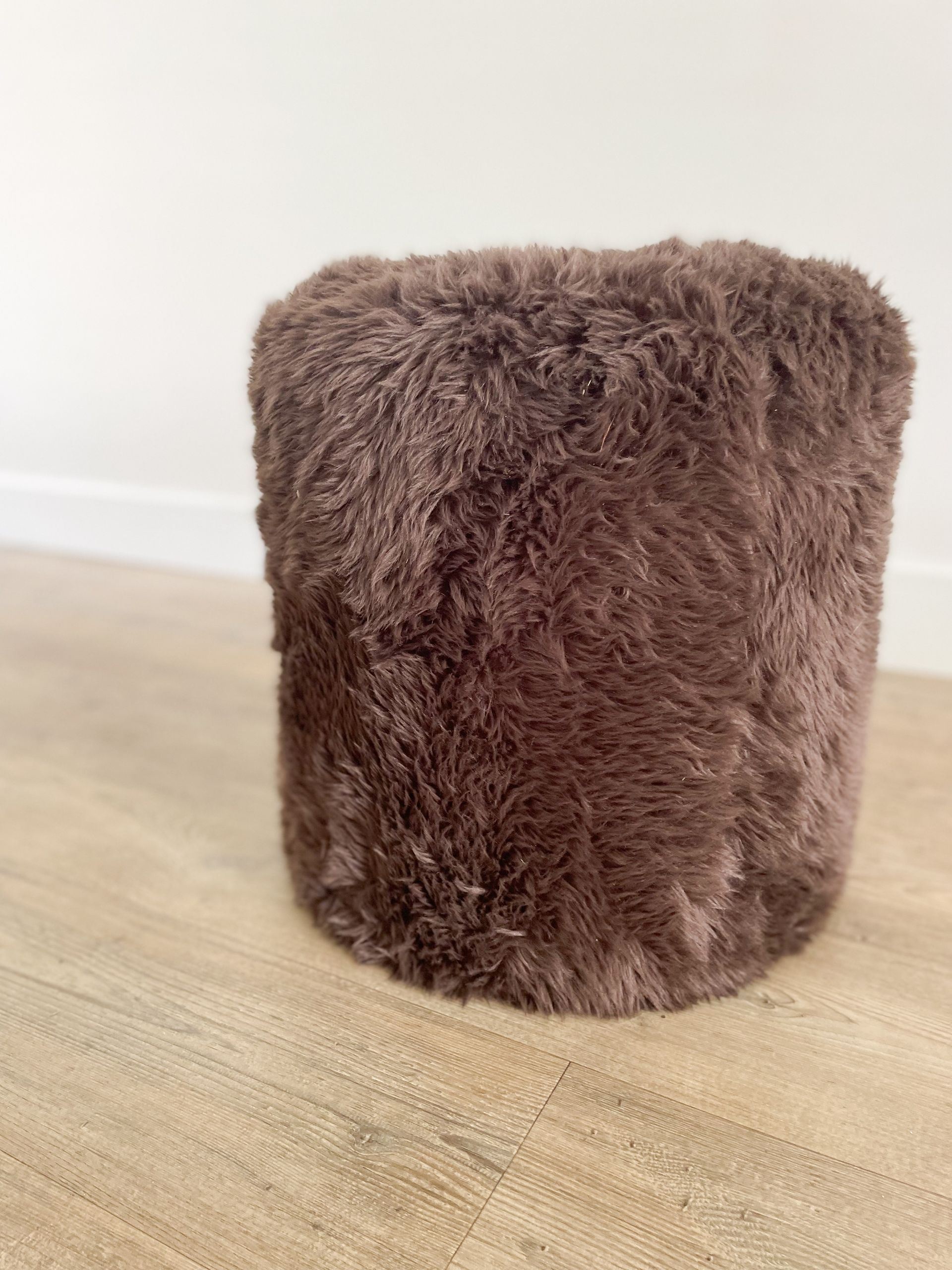 Poef | herstoffeerd | faux fur