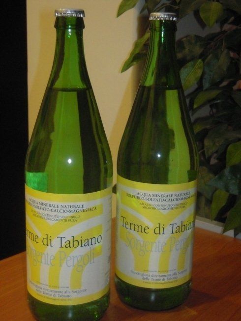 bottiglie di acqua minerale