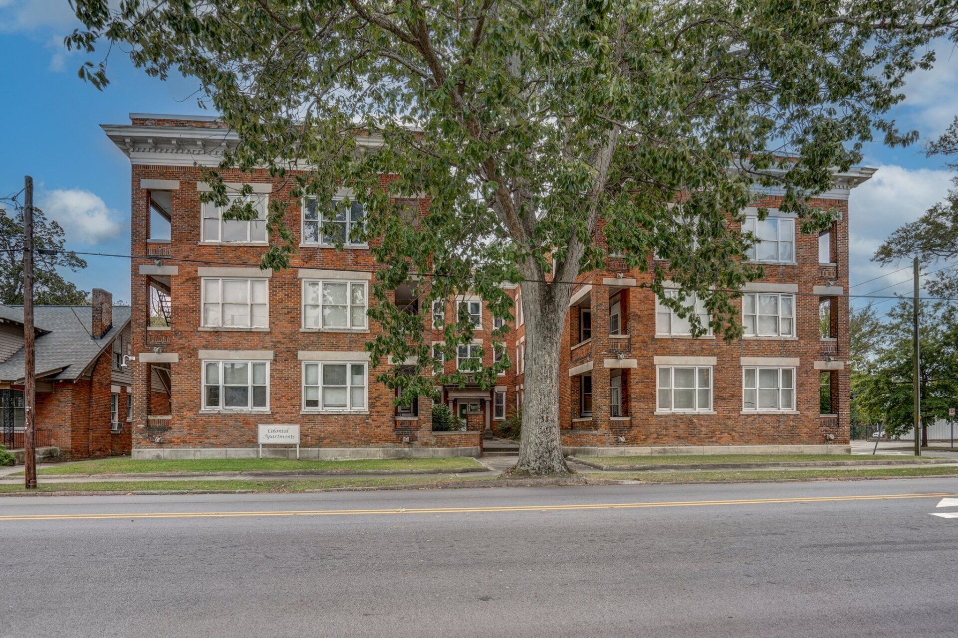 Historic Colonial Square Property Image