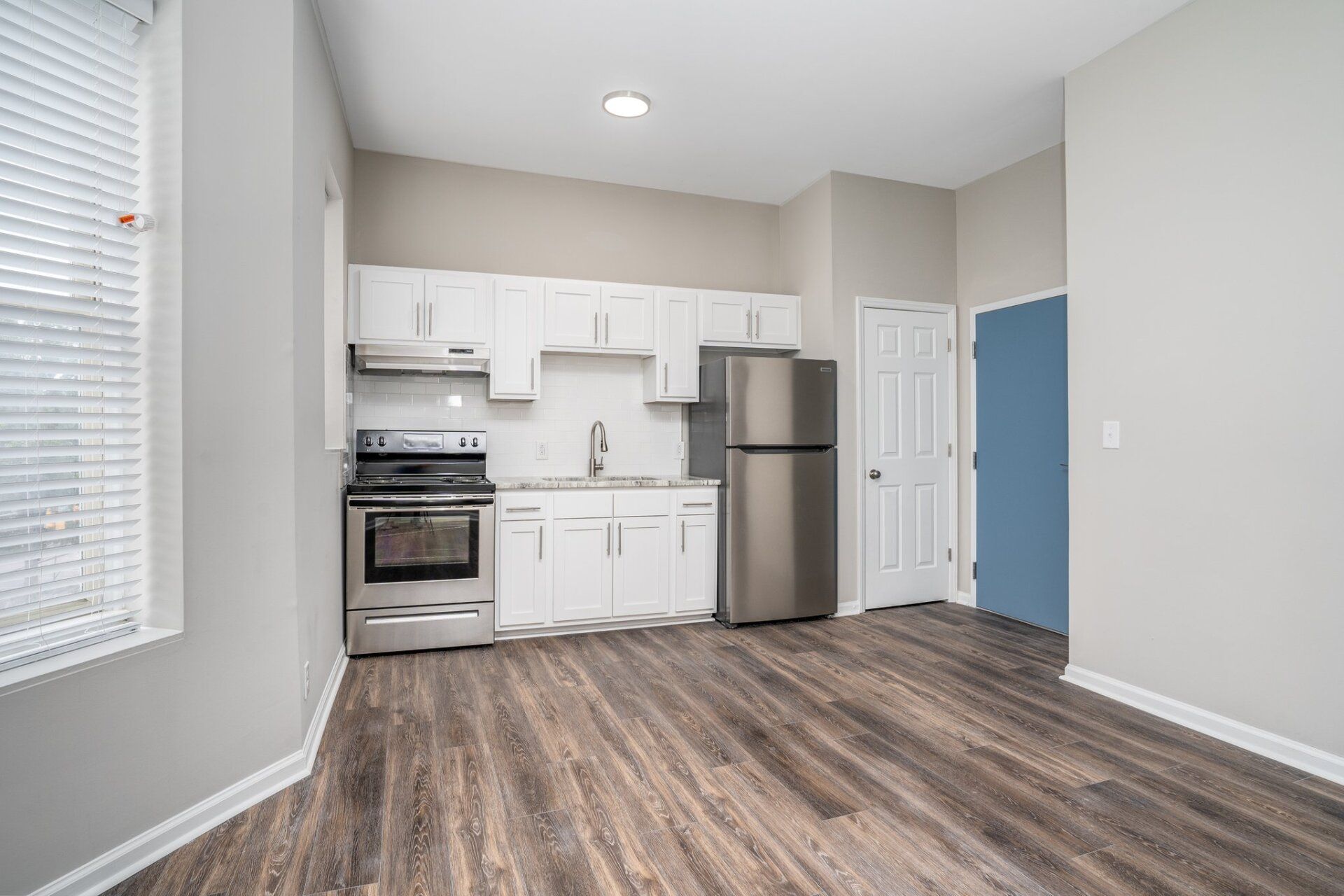 Historic Colonial Square Property Image