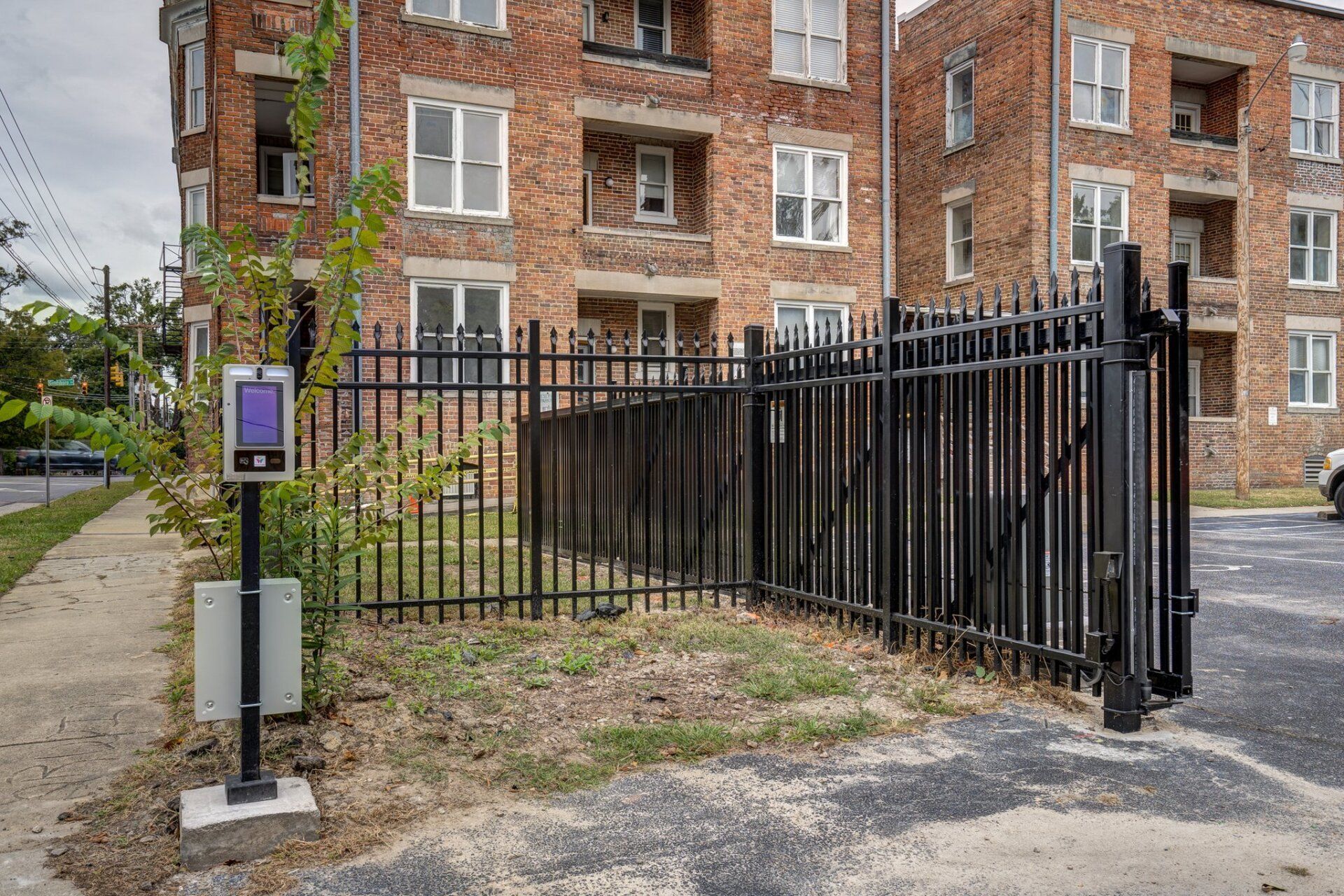 Historic Colonial Square Property Image
