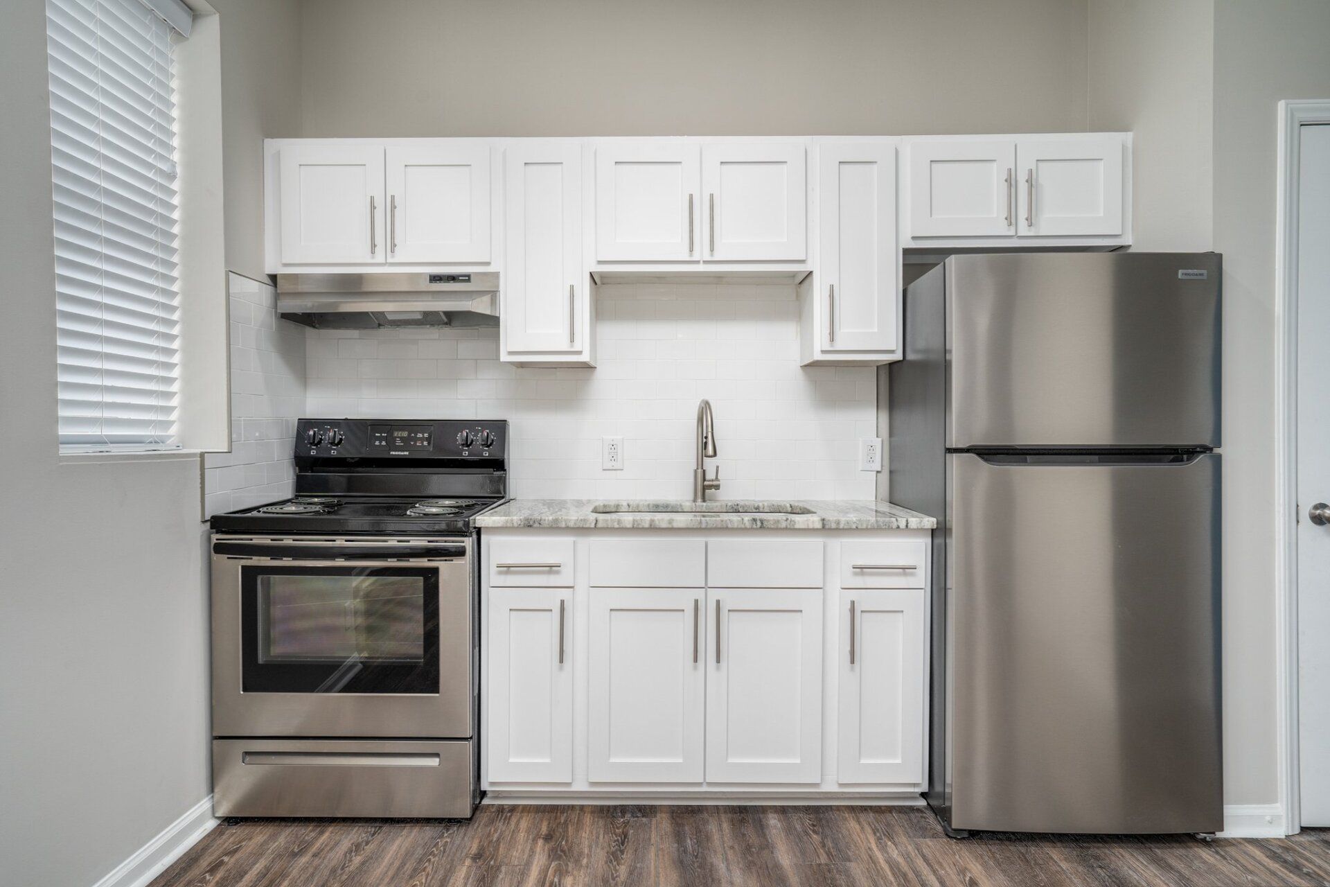 Historic Colonial Square Property Image