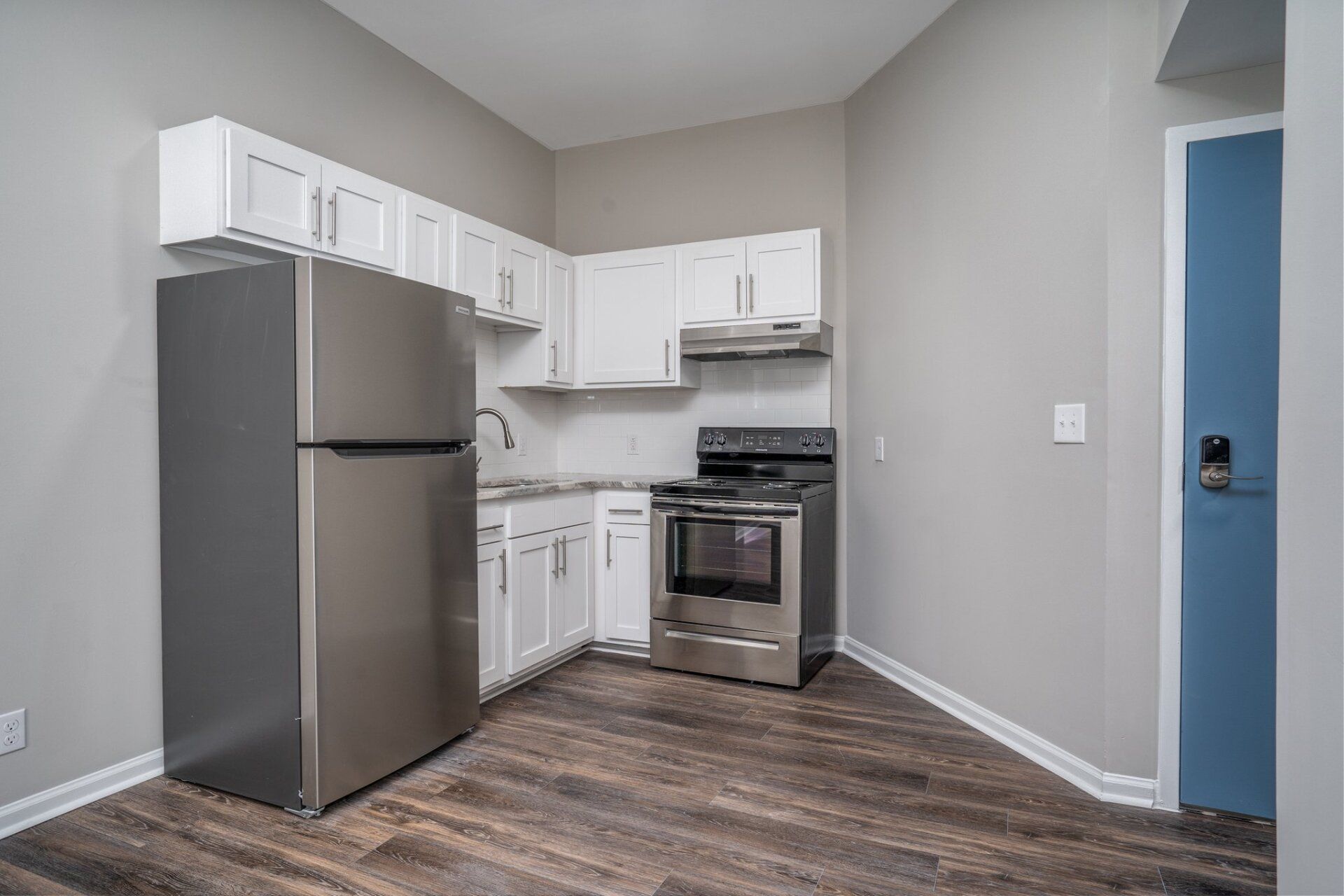 Historic Colonial Square Property Image