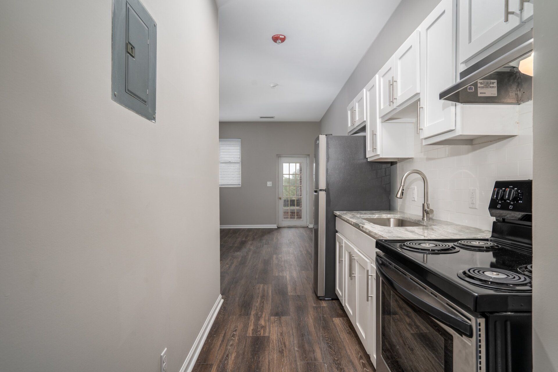 Historic Colonial Square Property Image