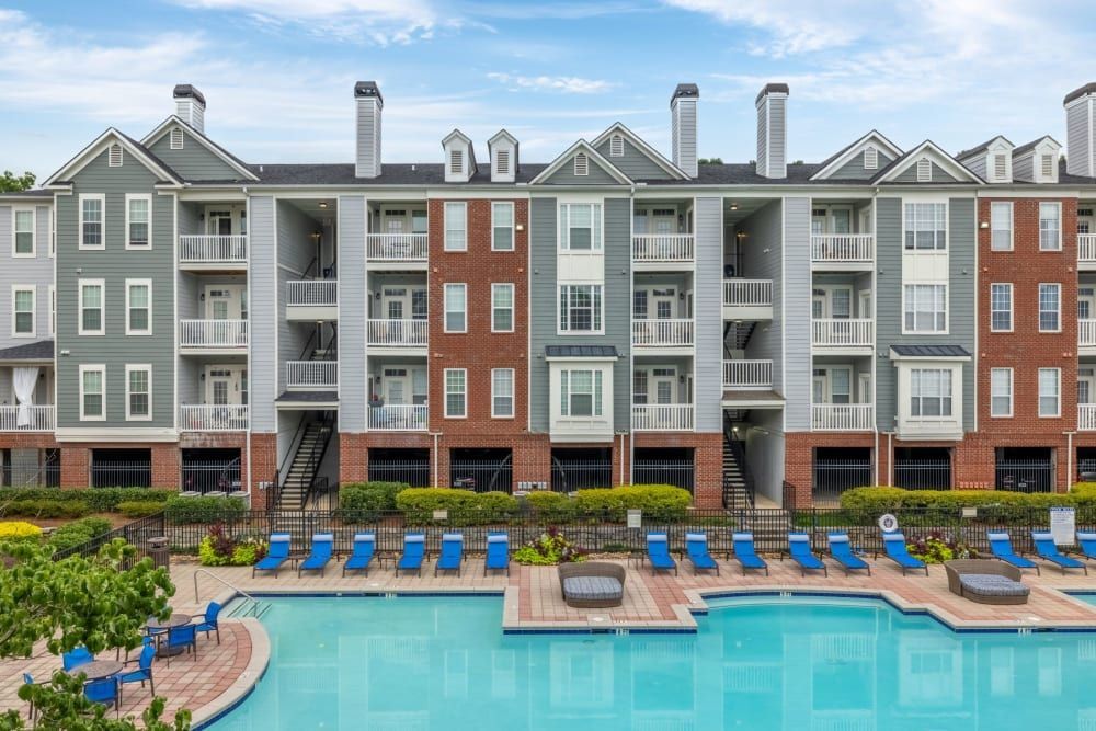 Resort Style Pool at The Marq at Brookhaven