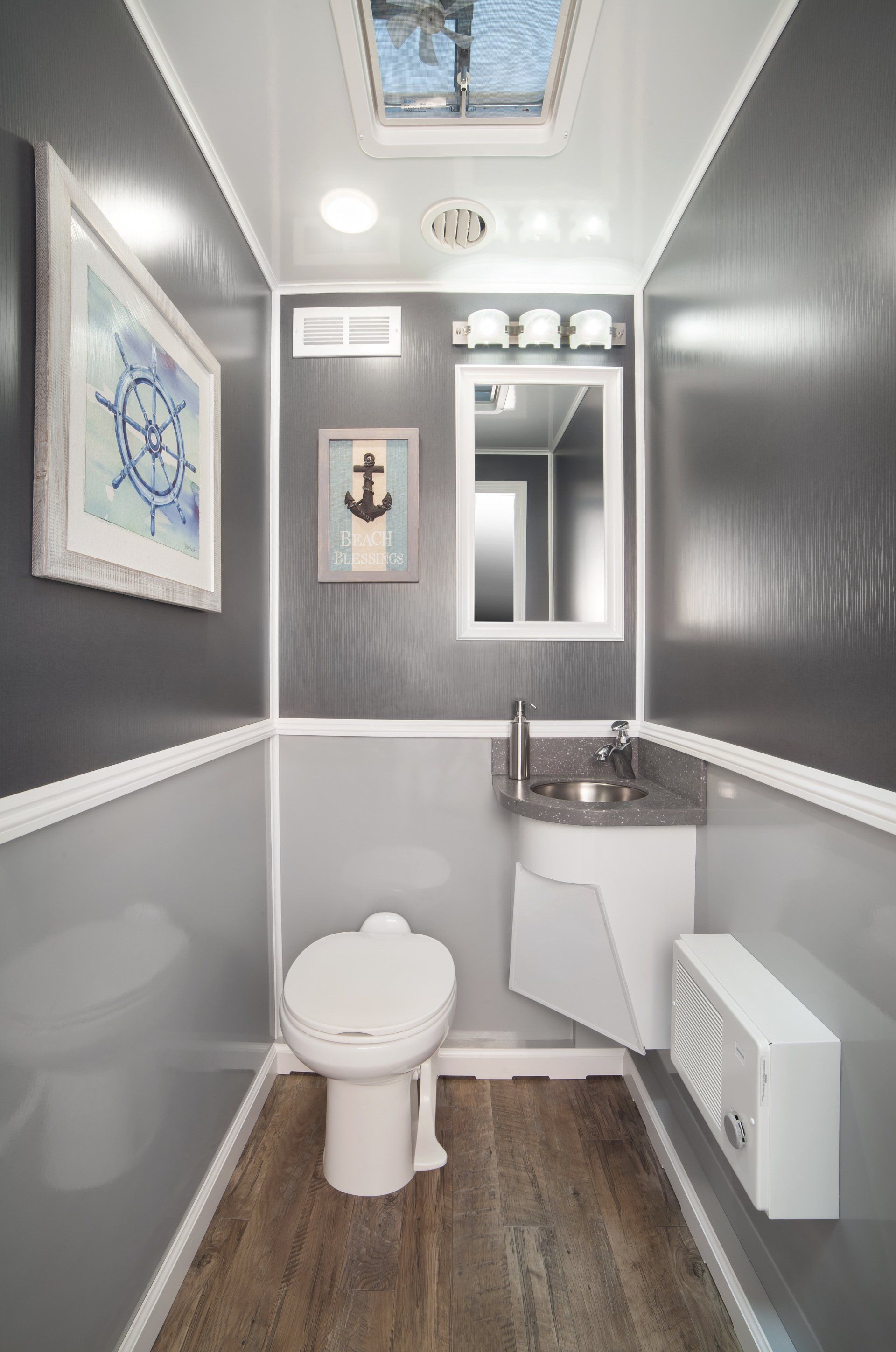 Modern Portable Toilet Room — North Jackson, MS — Gotta Go Site Service Rentals