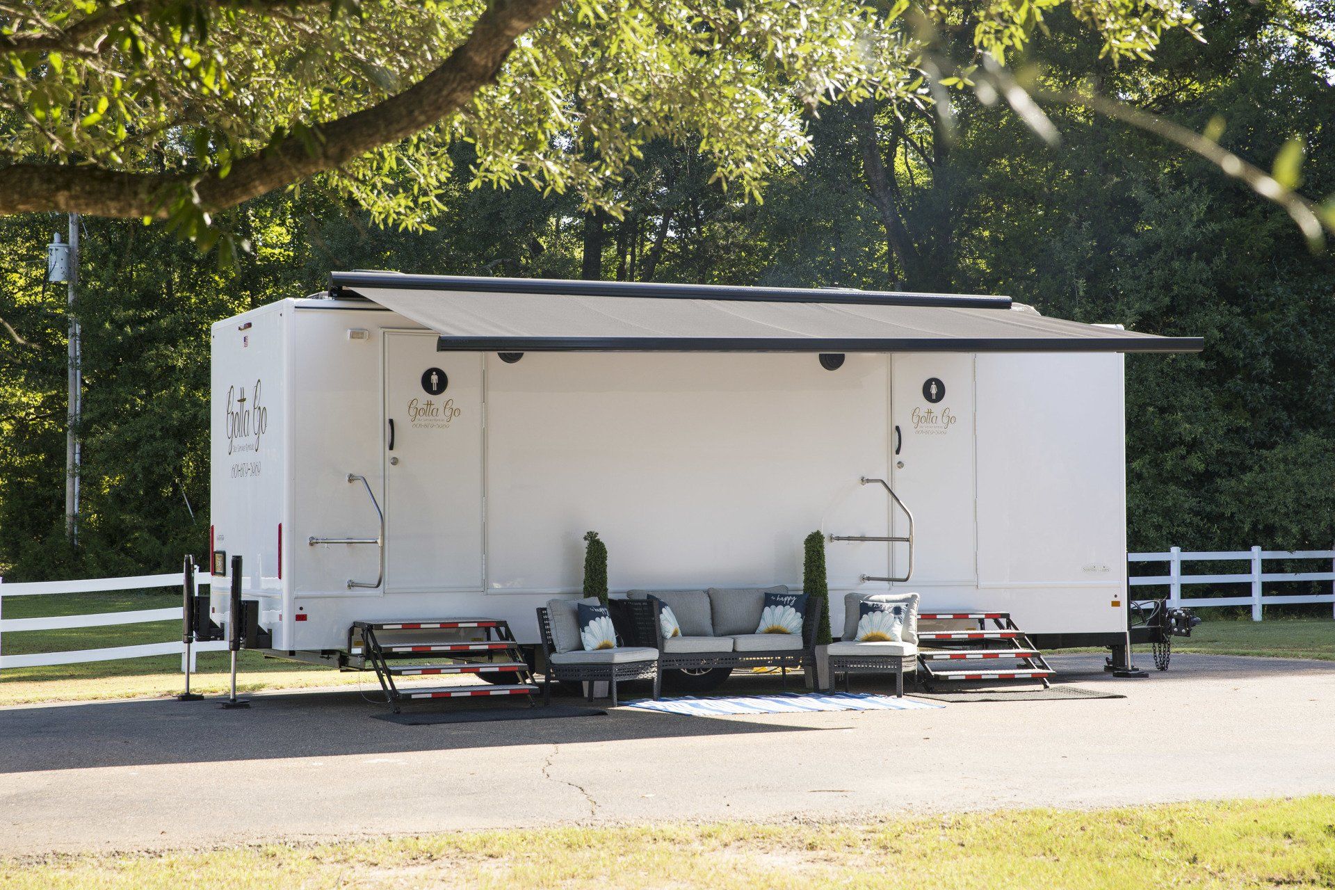 Mobile restroom trailer rentals at a site in Memphis, TN