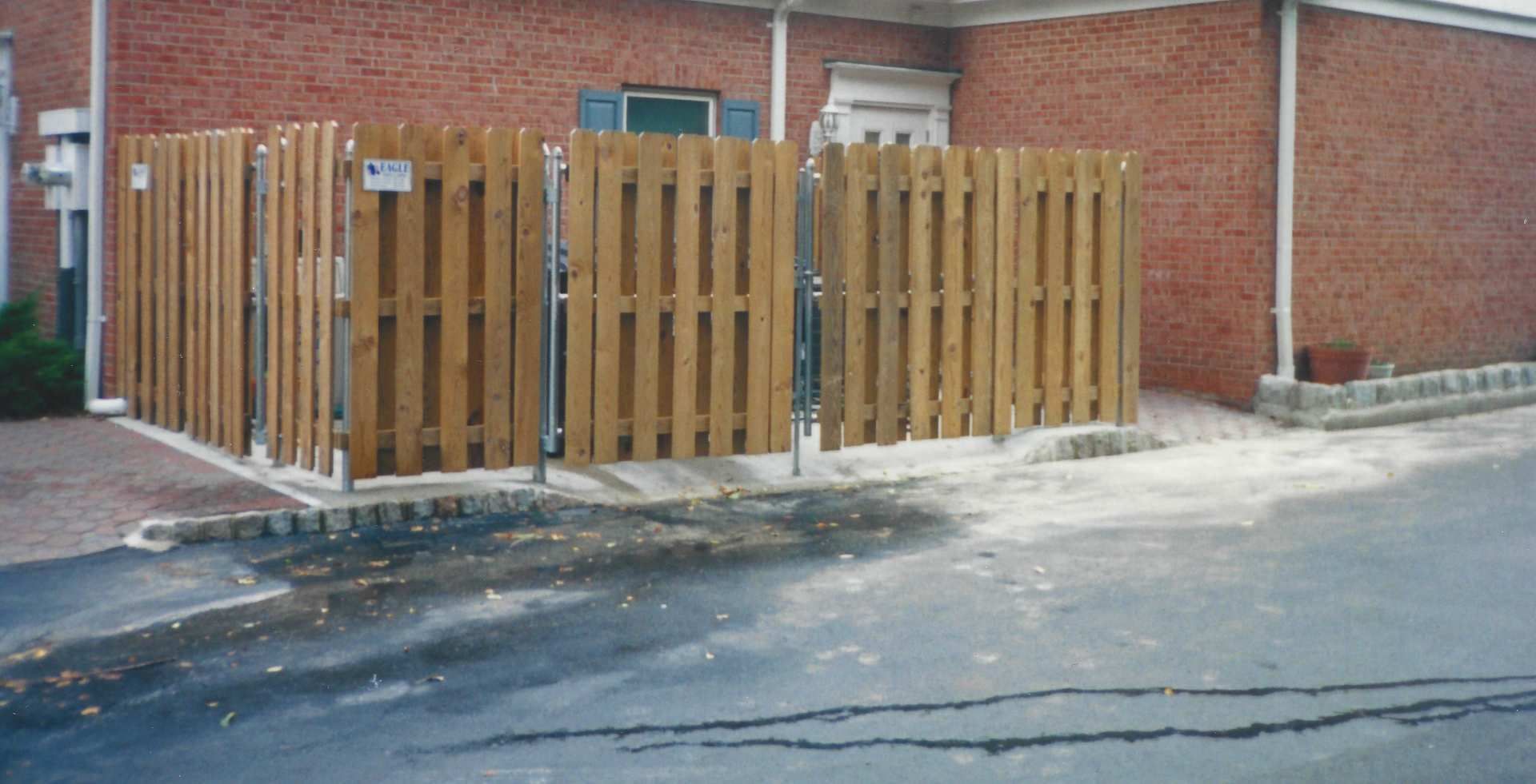 Dumpster fences – Branchburg, NJ - Eagle Fence Supply Inc