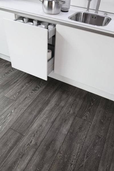 pavimenti in laminato effetto legno per cucine