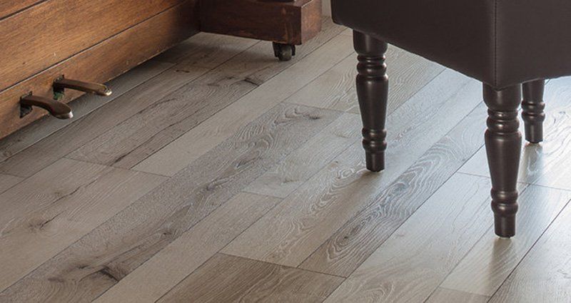 dettaglio pavimenti in laminato effetto legno