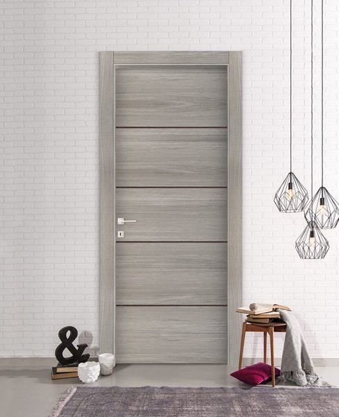 porta per interno grigia
