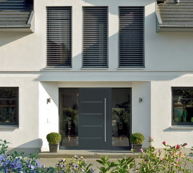 porta d'ingresso in nera