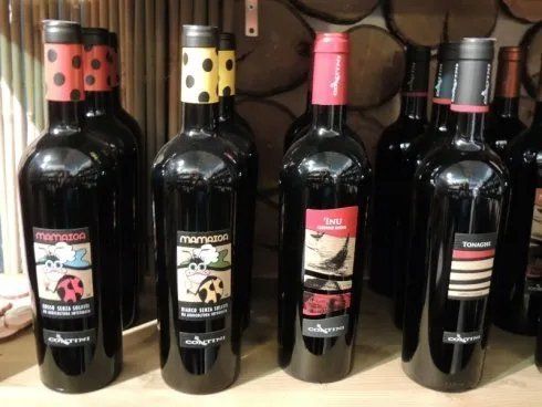 bottiglie di vino sardo