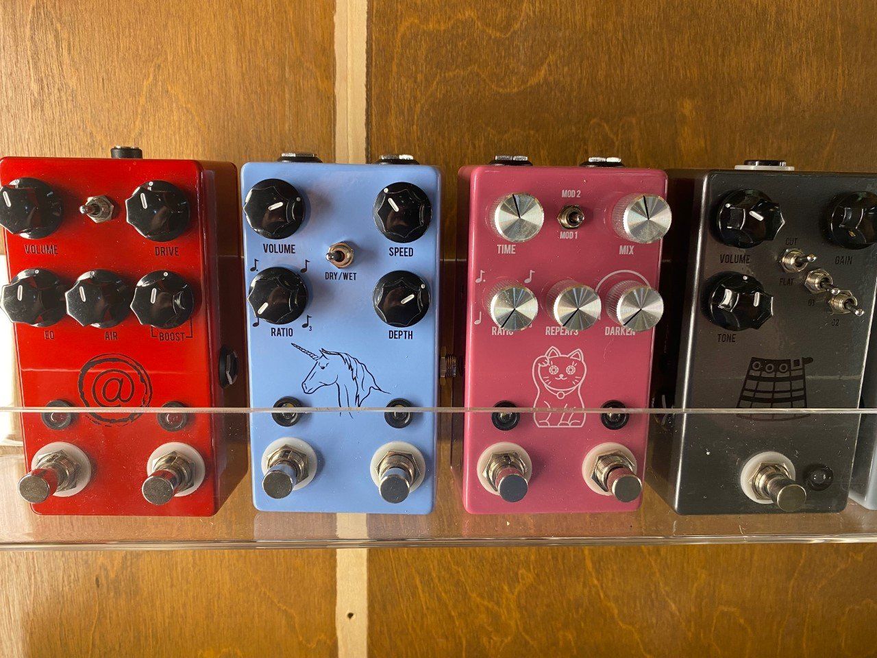 JHS Pedals Top City Music, Topeka ks