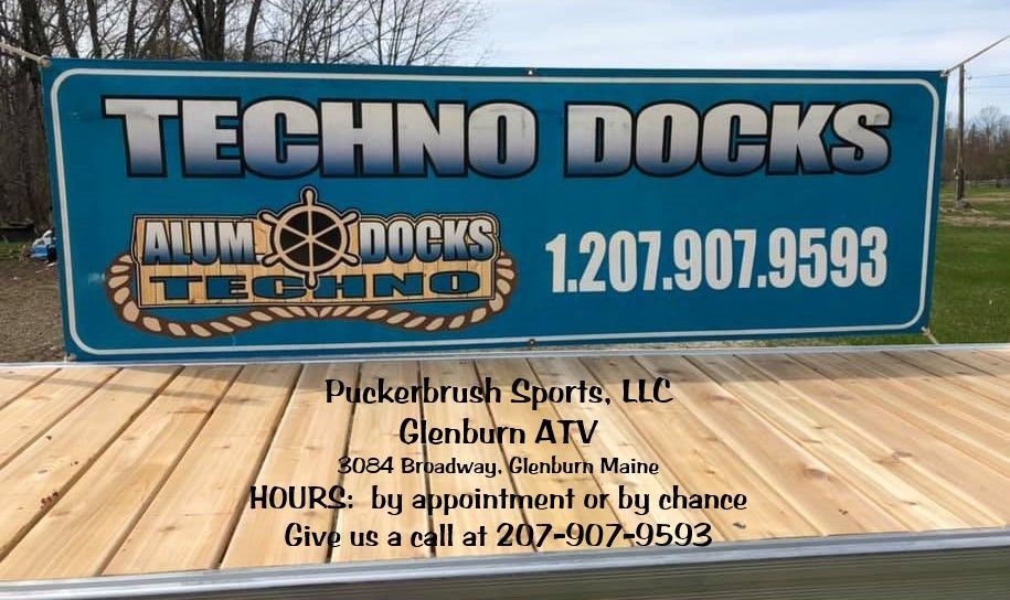 A blue sign that says techno docks on it