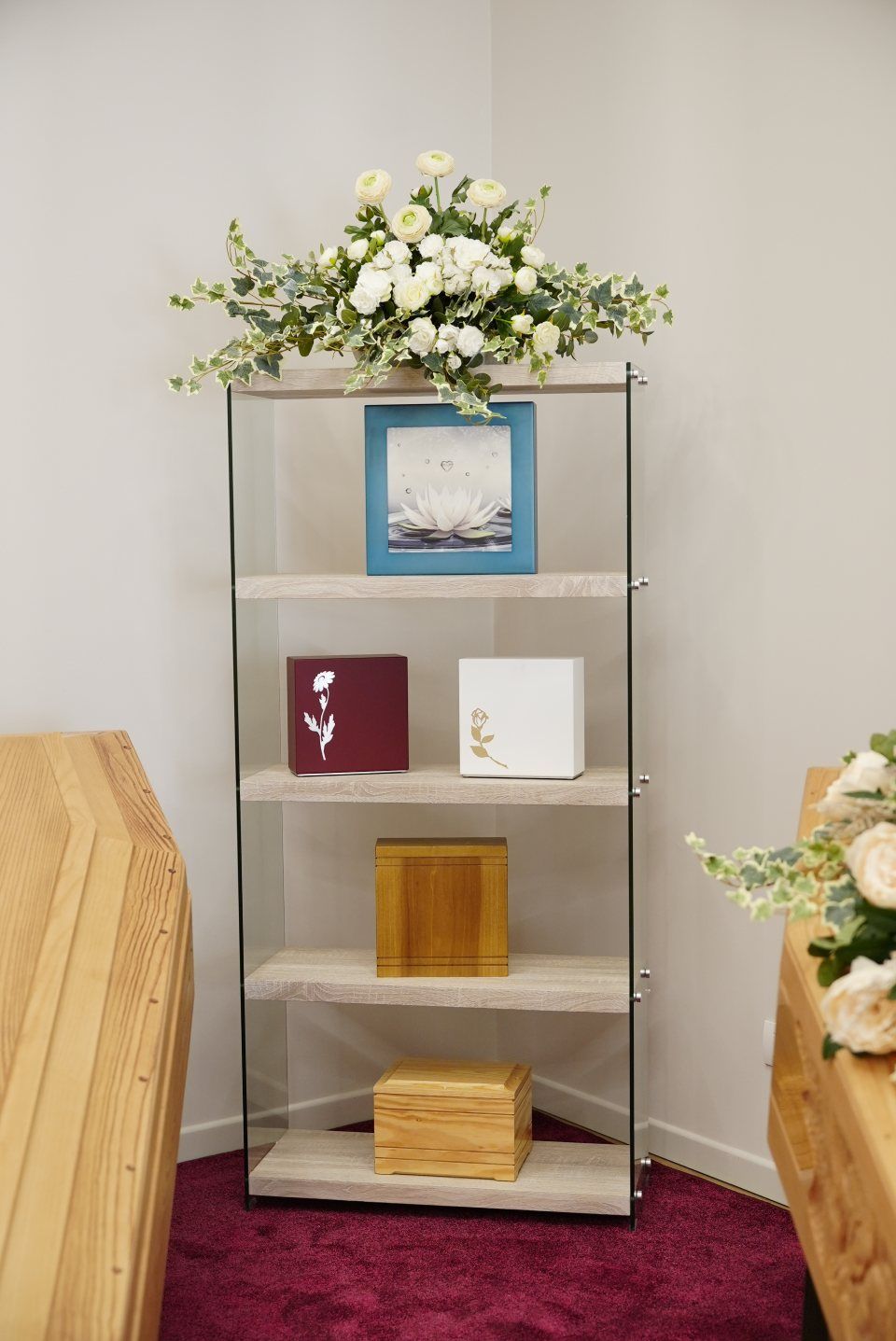 Cinerary urns
