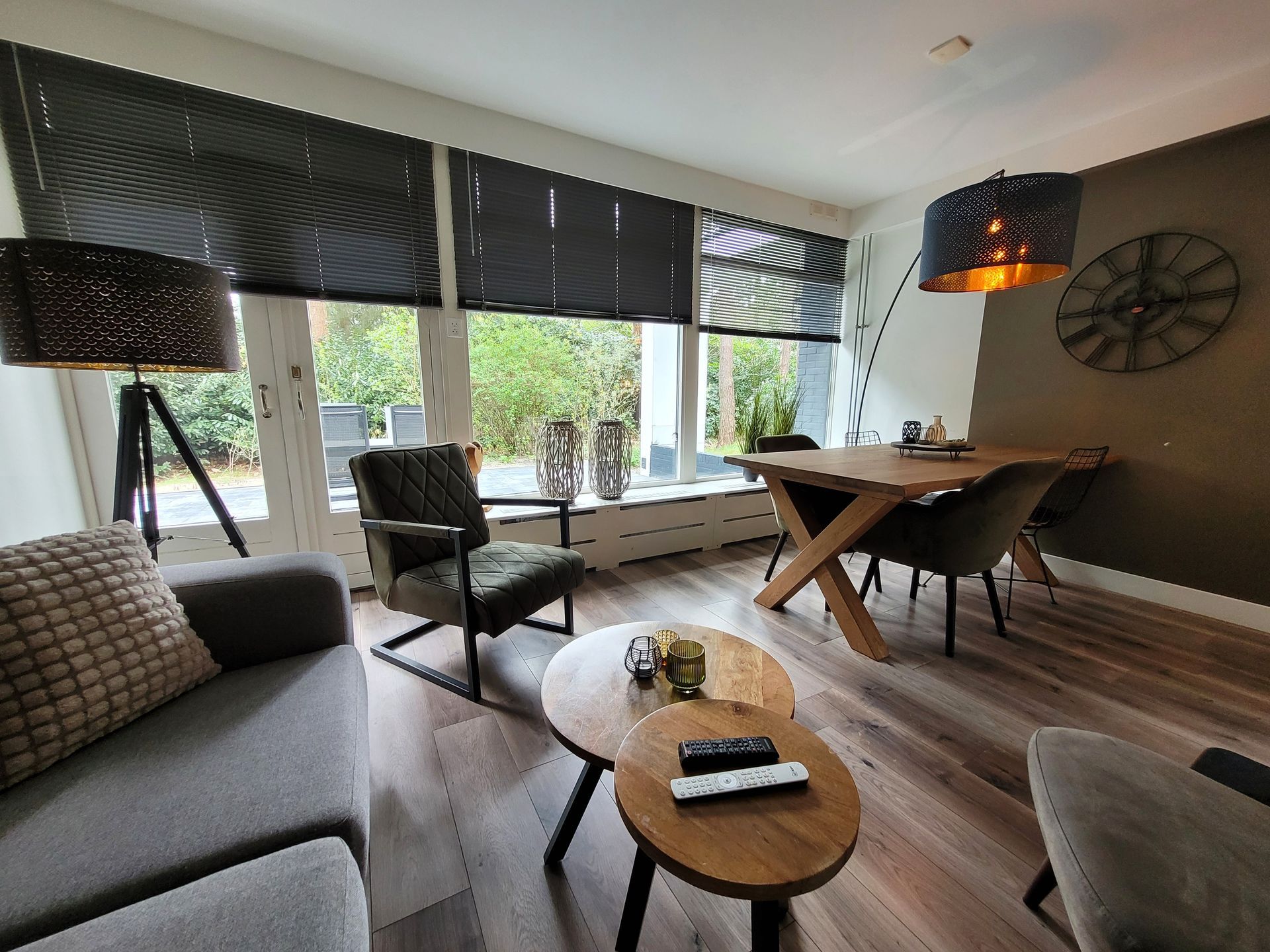 Woonkamer | Pelletkachel | Zithoek | Eethoek