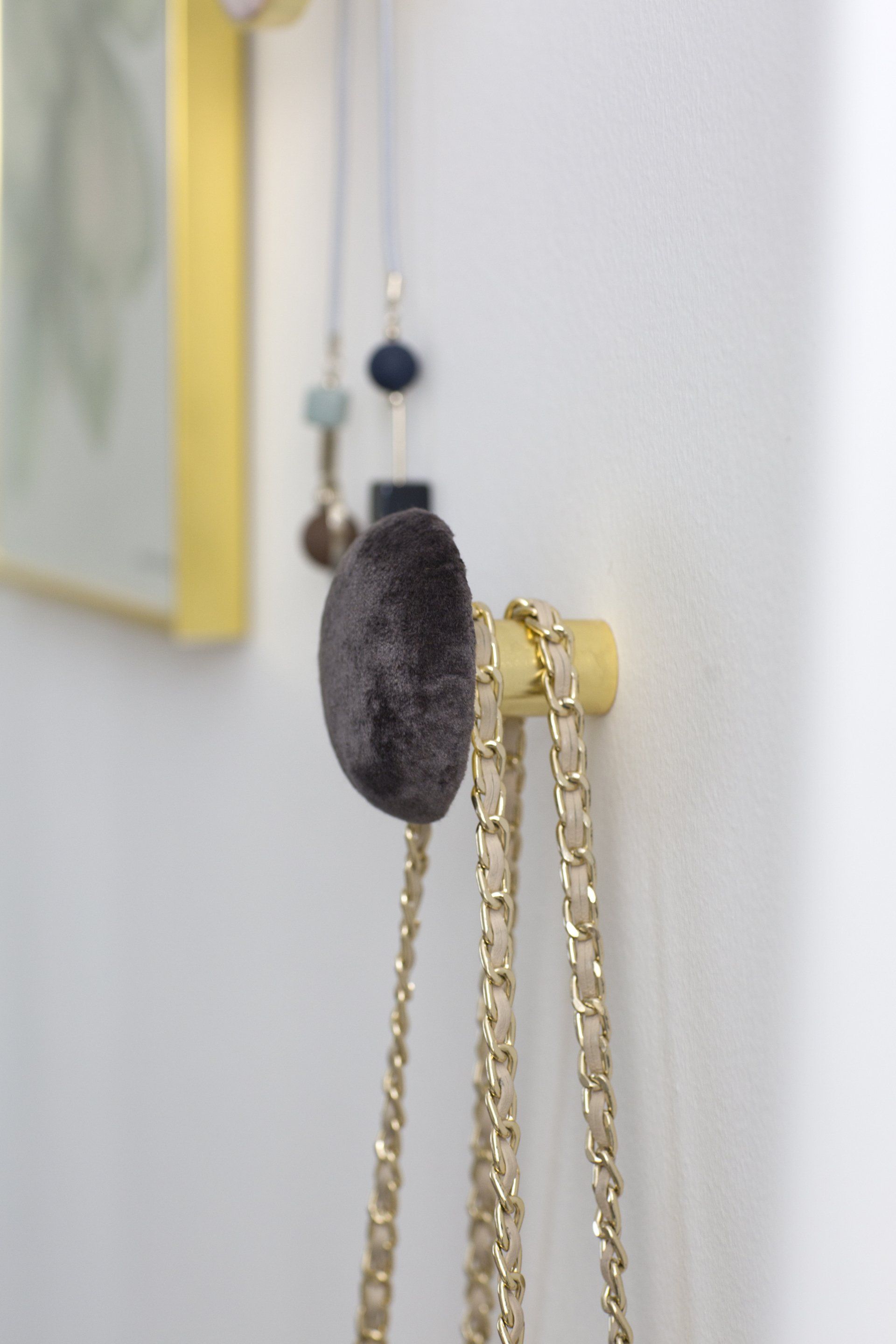 וו תליה עגול לתליית תכשיטים