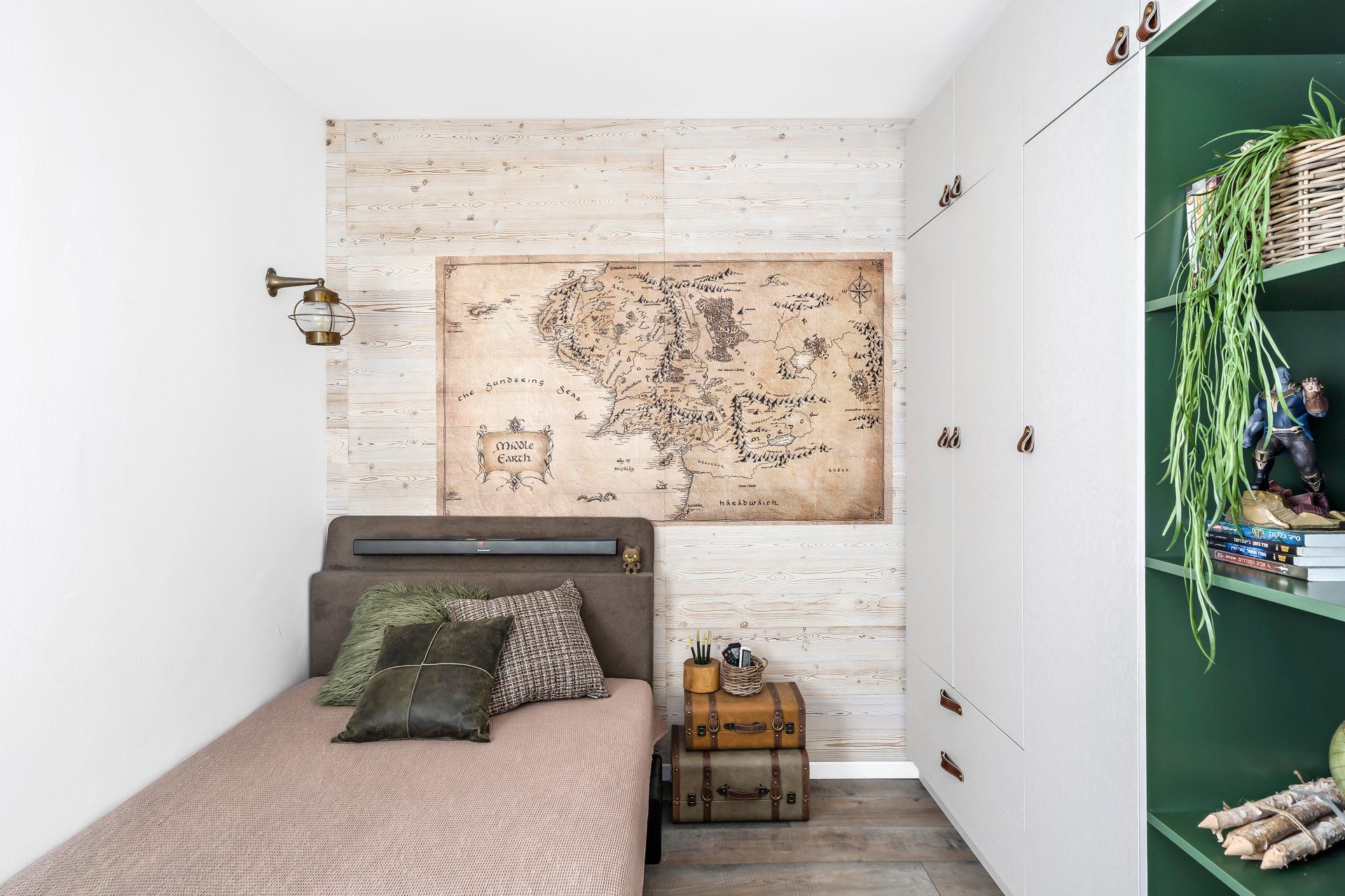 חדר לנער מתבגר בנושא ההוביטס