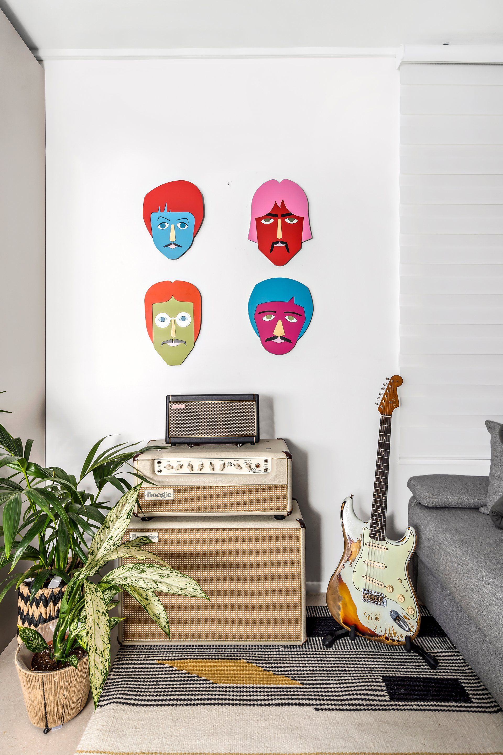 מסיכות צבעוניות של רבעיית הביטלס