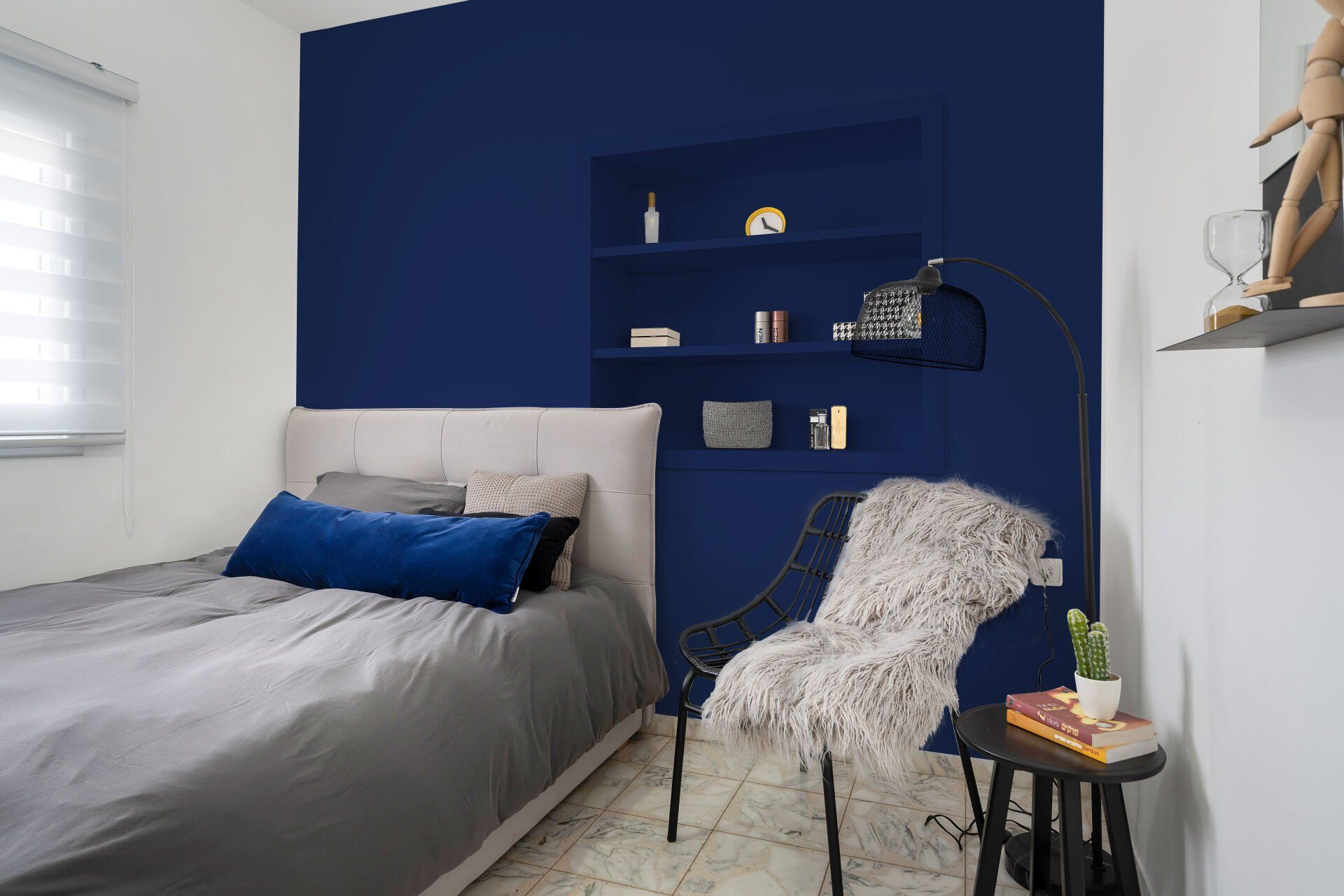 פרט של ידית כפרית מוזהבת