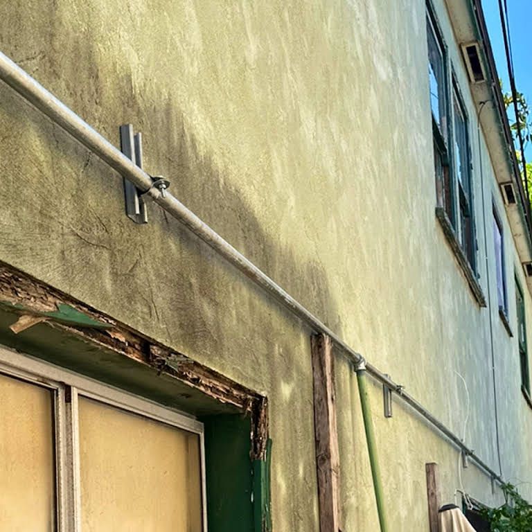 Steel pipes installation