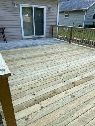 deck and patio builders Cary IL