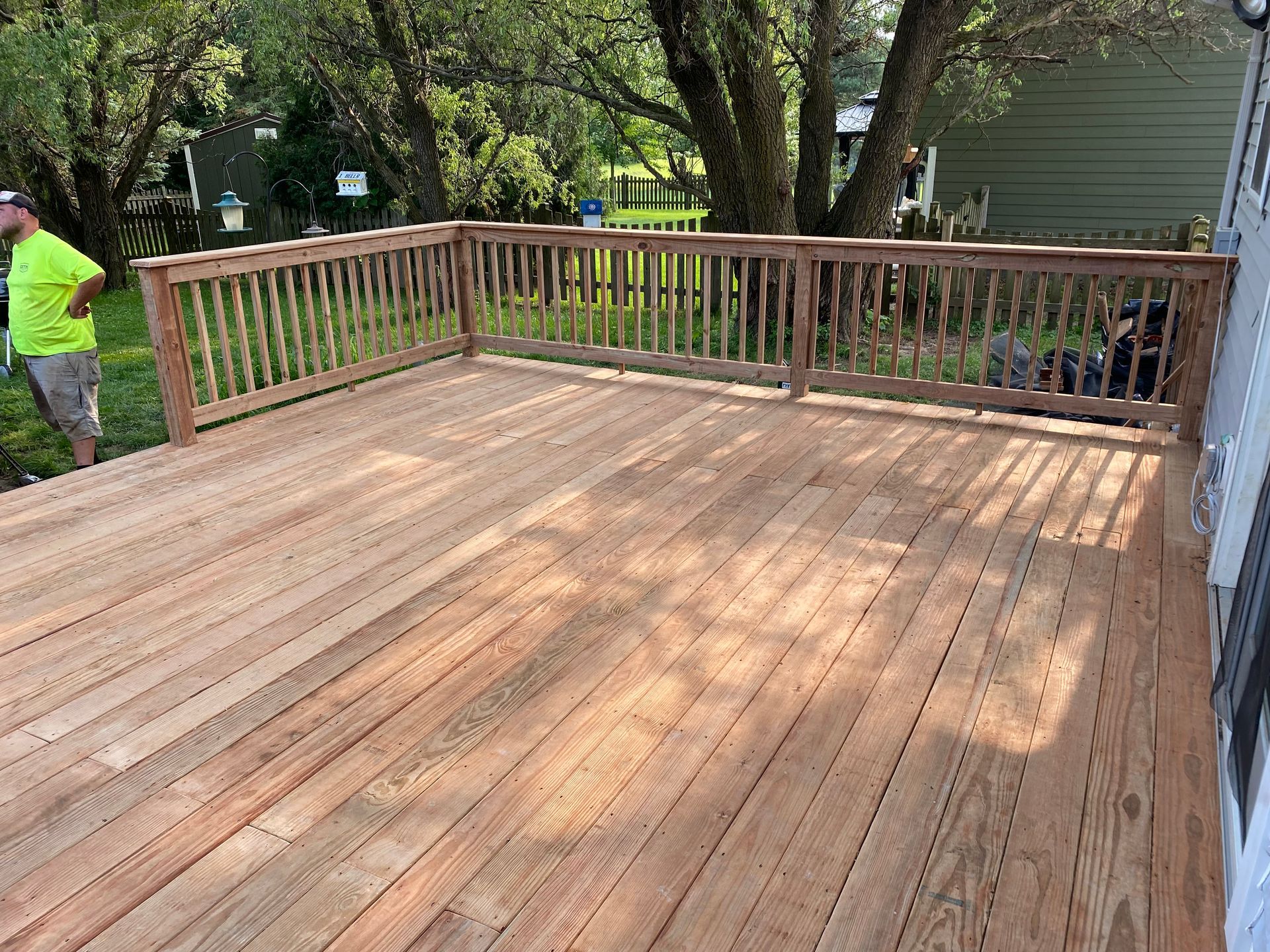 Expert Deck Contractor in McHenry IL
