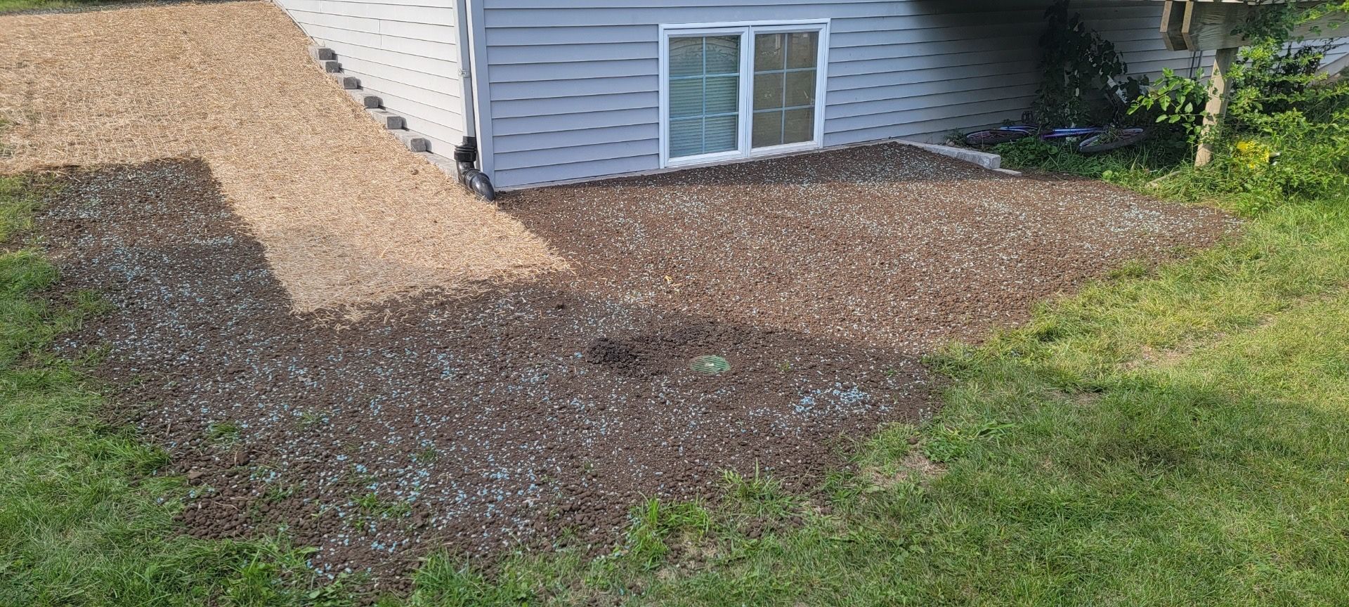 A pile of gravel used to waterproof house