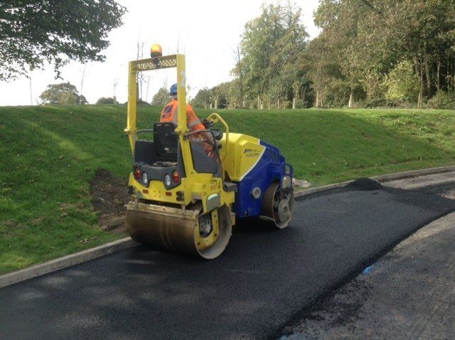 Rolling machine flattening path