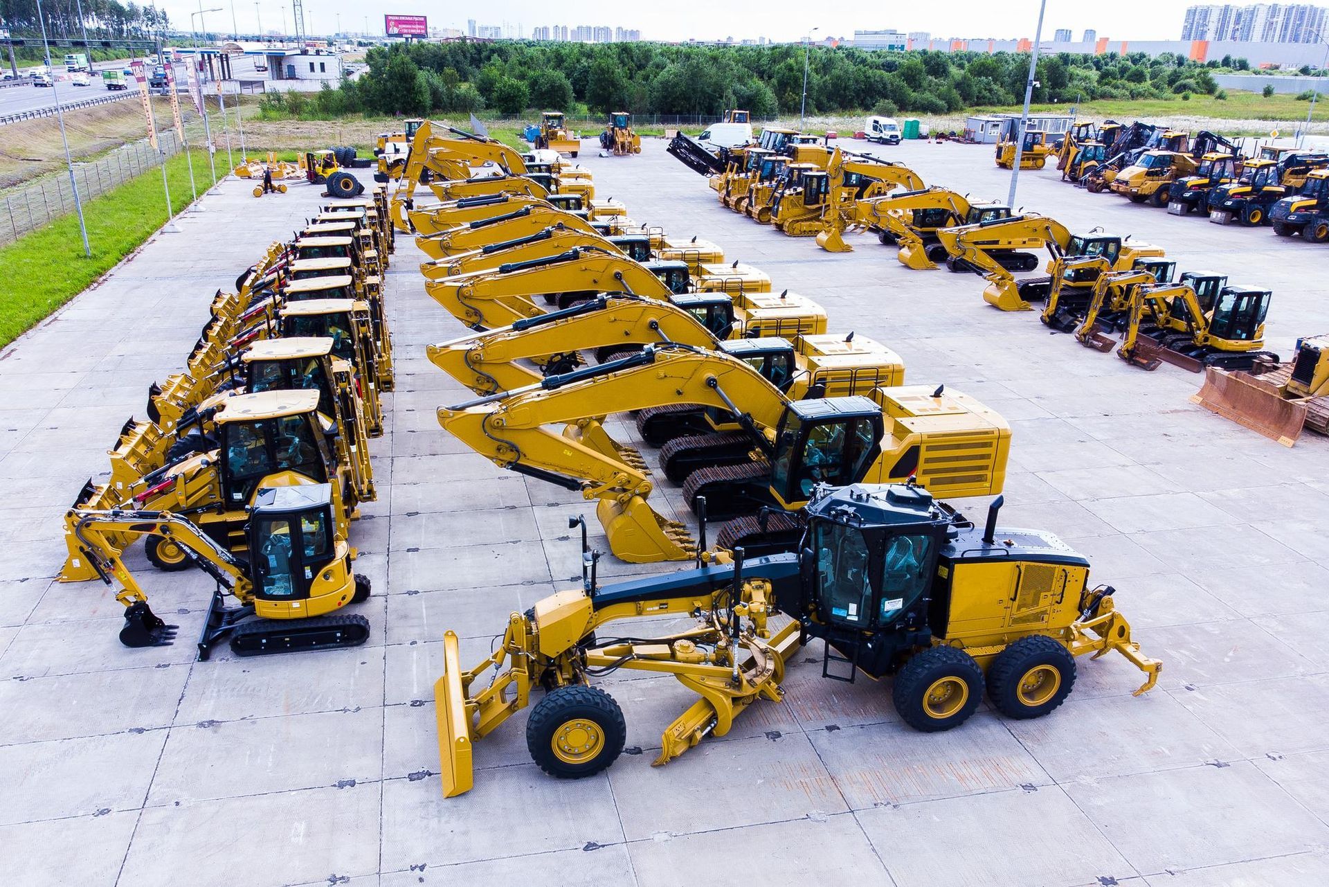 Heavy Equipment Rentals Powering Robust Construction