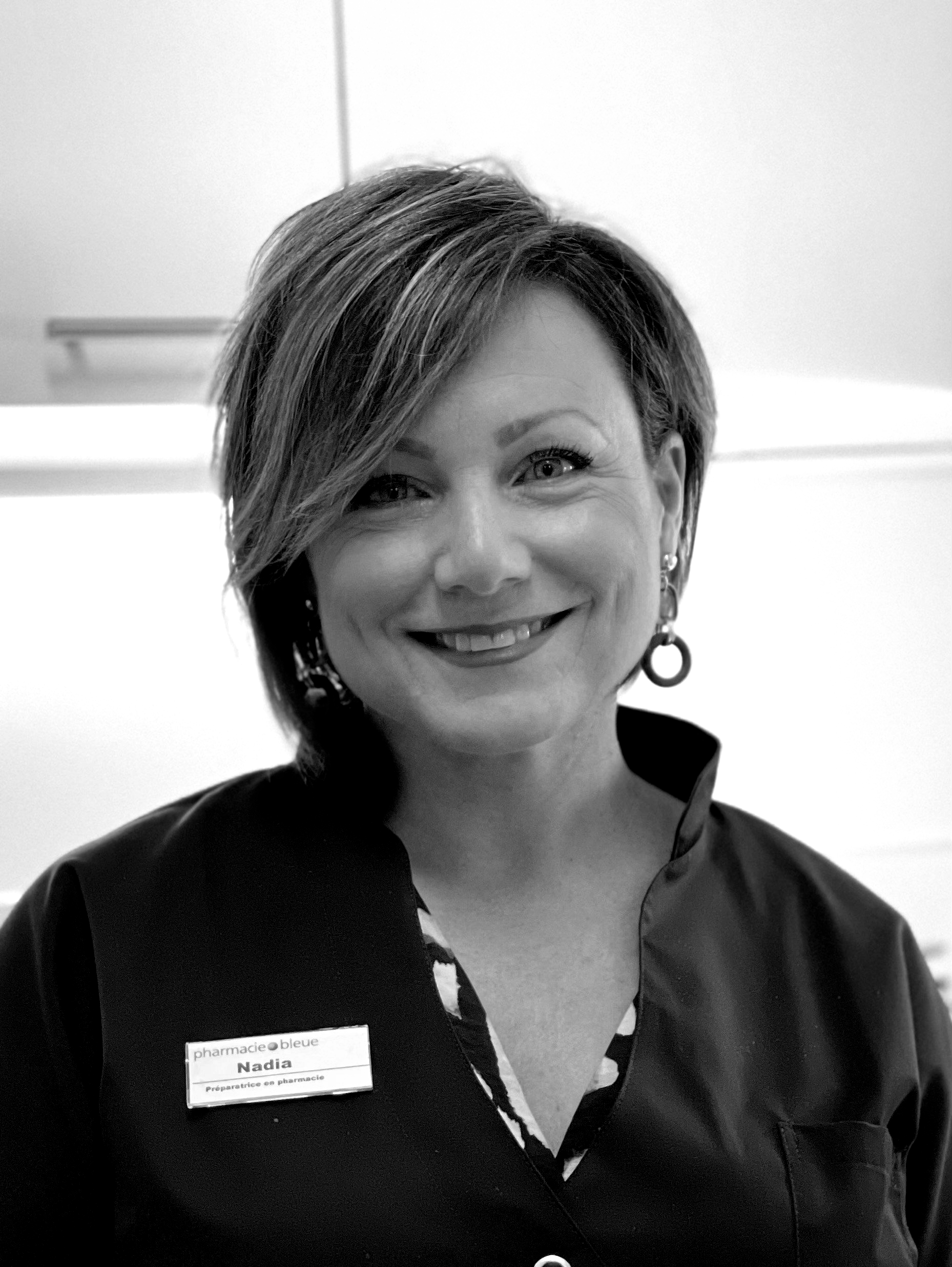 Nadia préparatrice en pharmacie