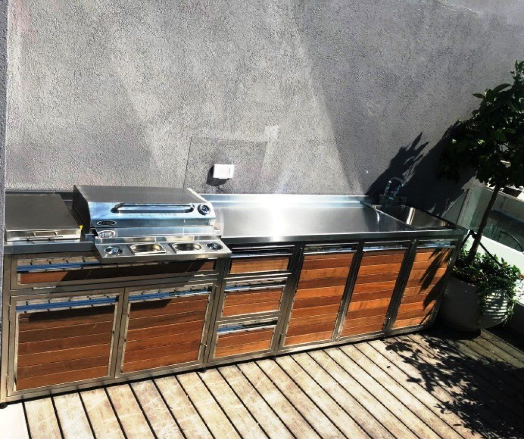 מטבחי חוץ משולב אחסון גריל ומגירות