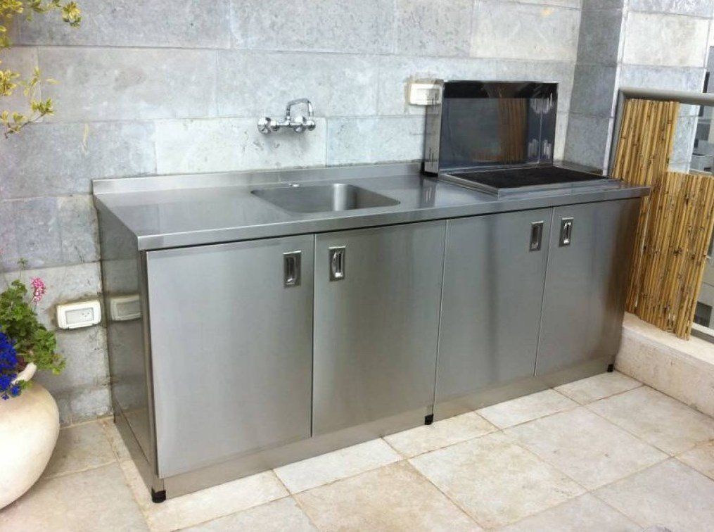 מטבחי חוץ נירוסטה