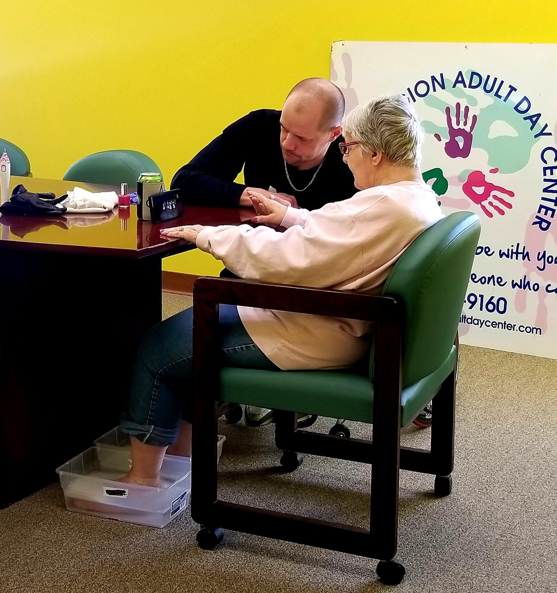 Adult Day Care | Coulee Region Adult Day Center | Onalaska, WI