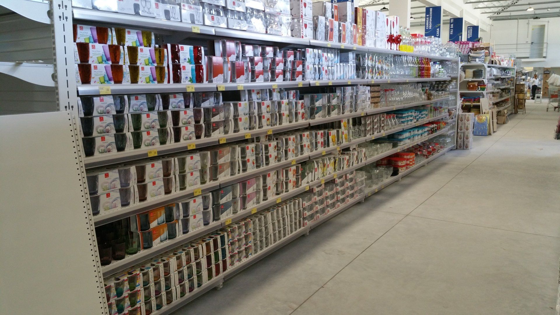 Commessa con trucchi