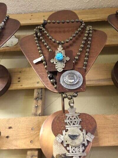 Tres' Melinda Necklaces — Decorative Items in Baytown, TX