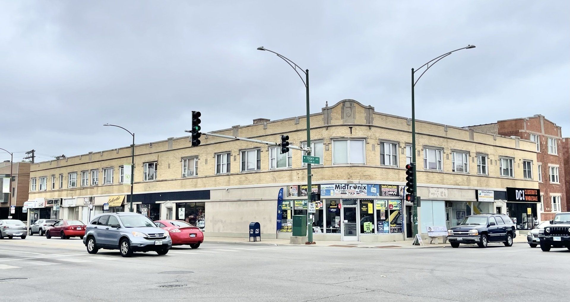 Exterior of 7201 N. Western building
