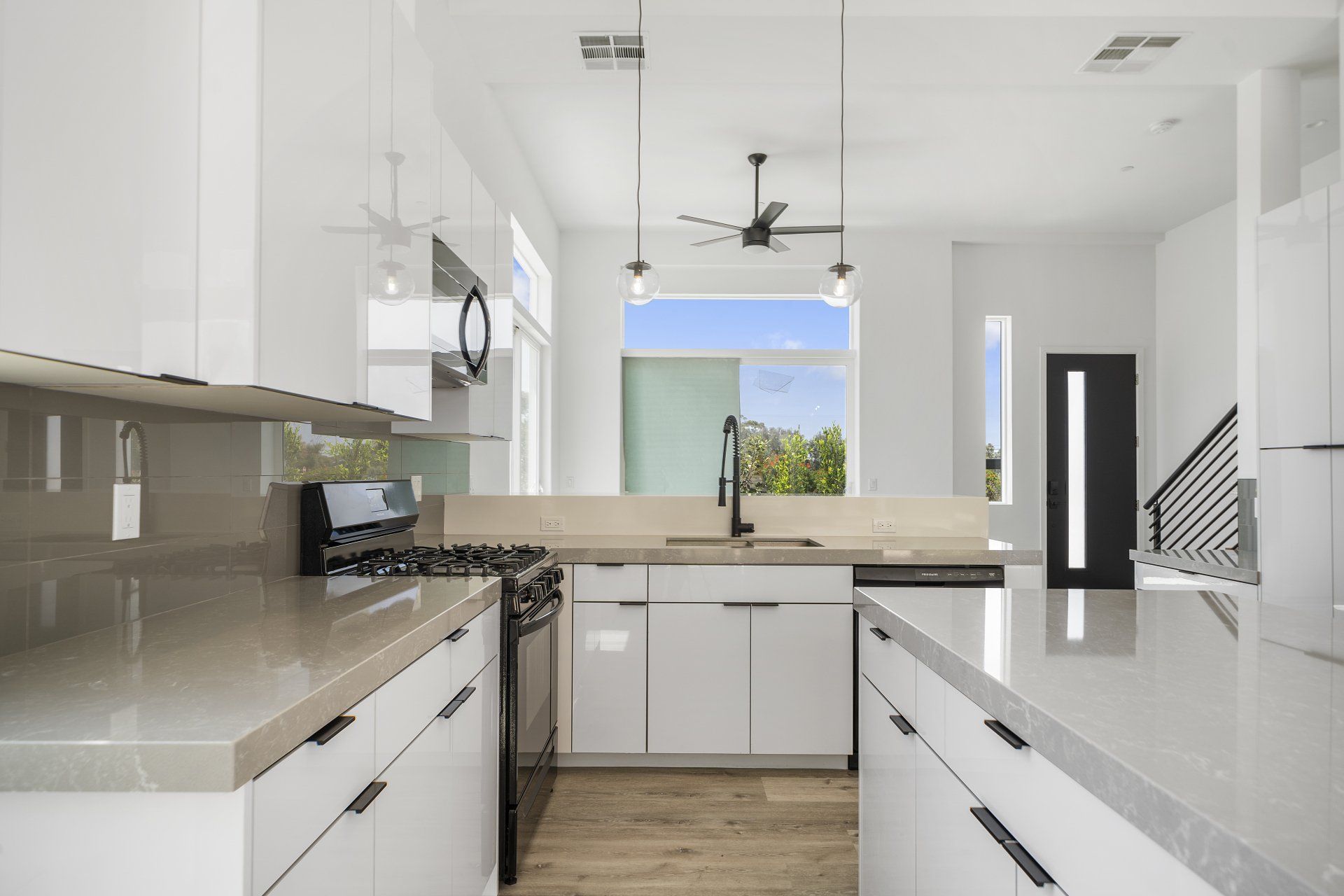 Kitchen Remodeling Projects in Lake Forest, CA