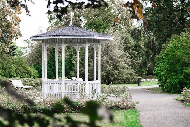 Gazebo setting for memorial gathering at Fawn Grove, PA funeral home and cremations