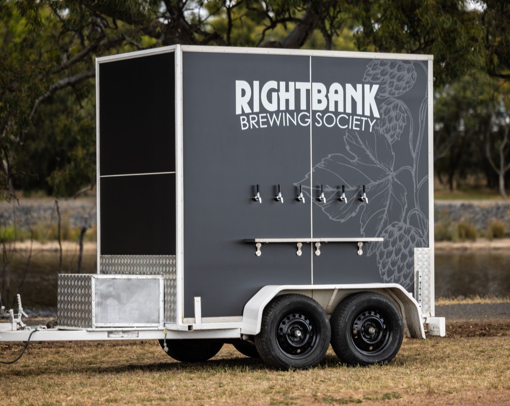 Rightbank Tow Bar