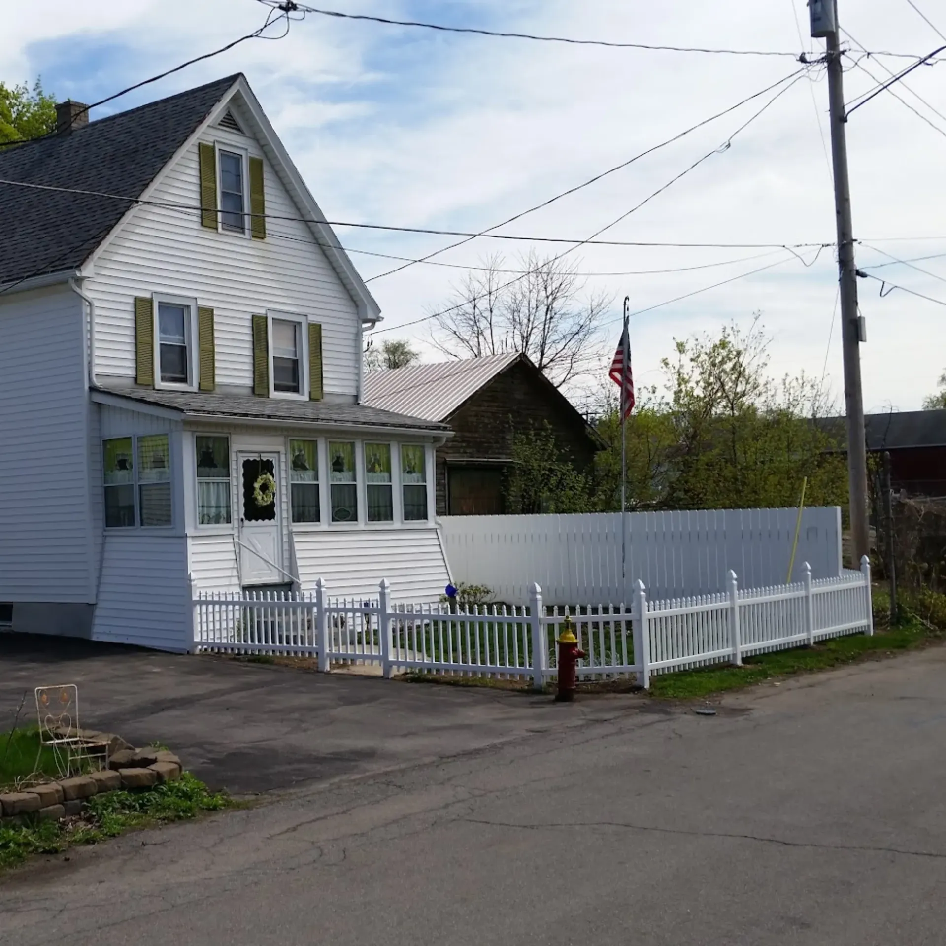 Ck Maintenance - A bathroom with a toilet a sink and a mirror
