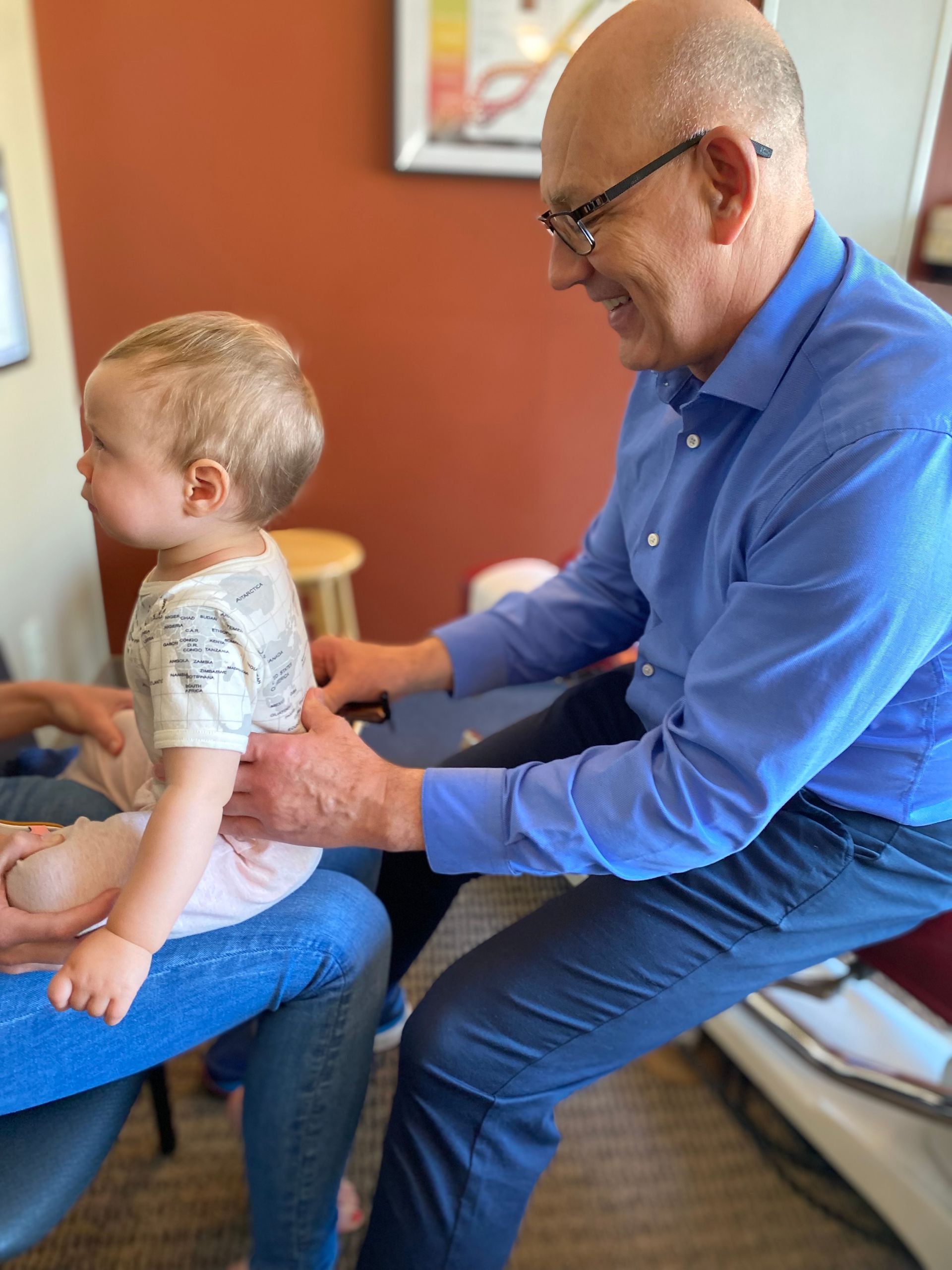 Meadowood Family Chiropractic, Dr. Derrick Frederick, Winnipeg, St. Vital, Wellness, Chiropractic for Babies and Infants