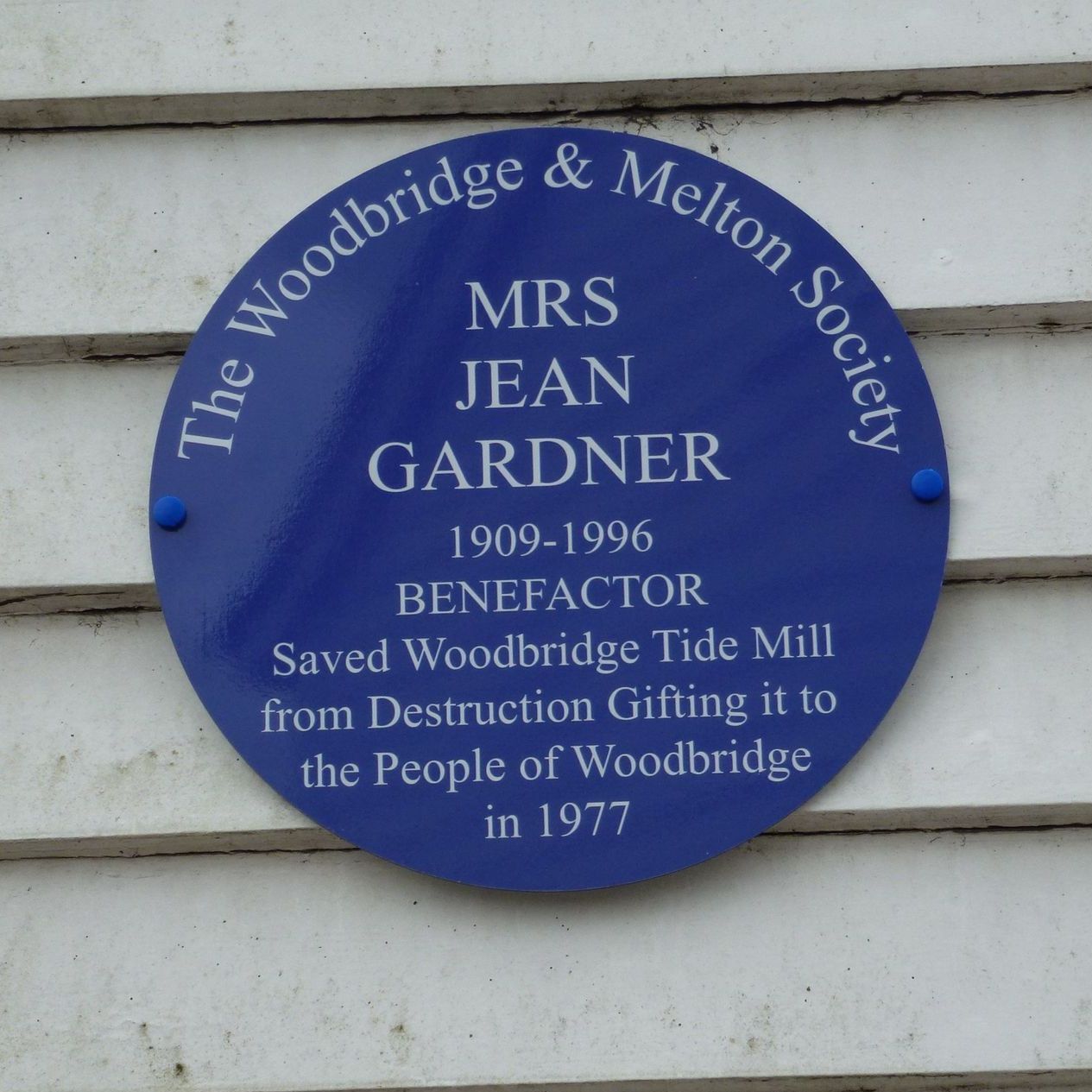 Blue Plaque for Jean Gardner on Woodbridge Tide Mill